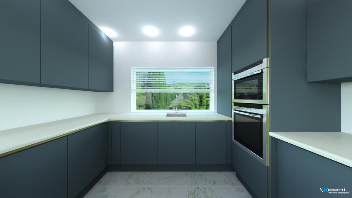 Gloss fitted kitchen in Hampton
